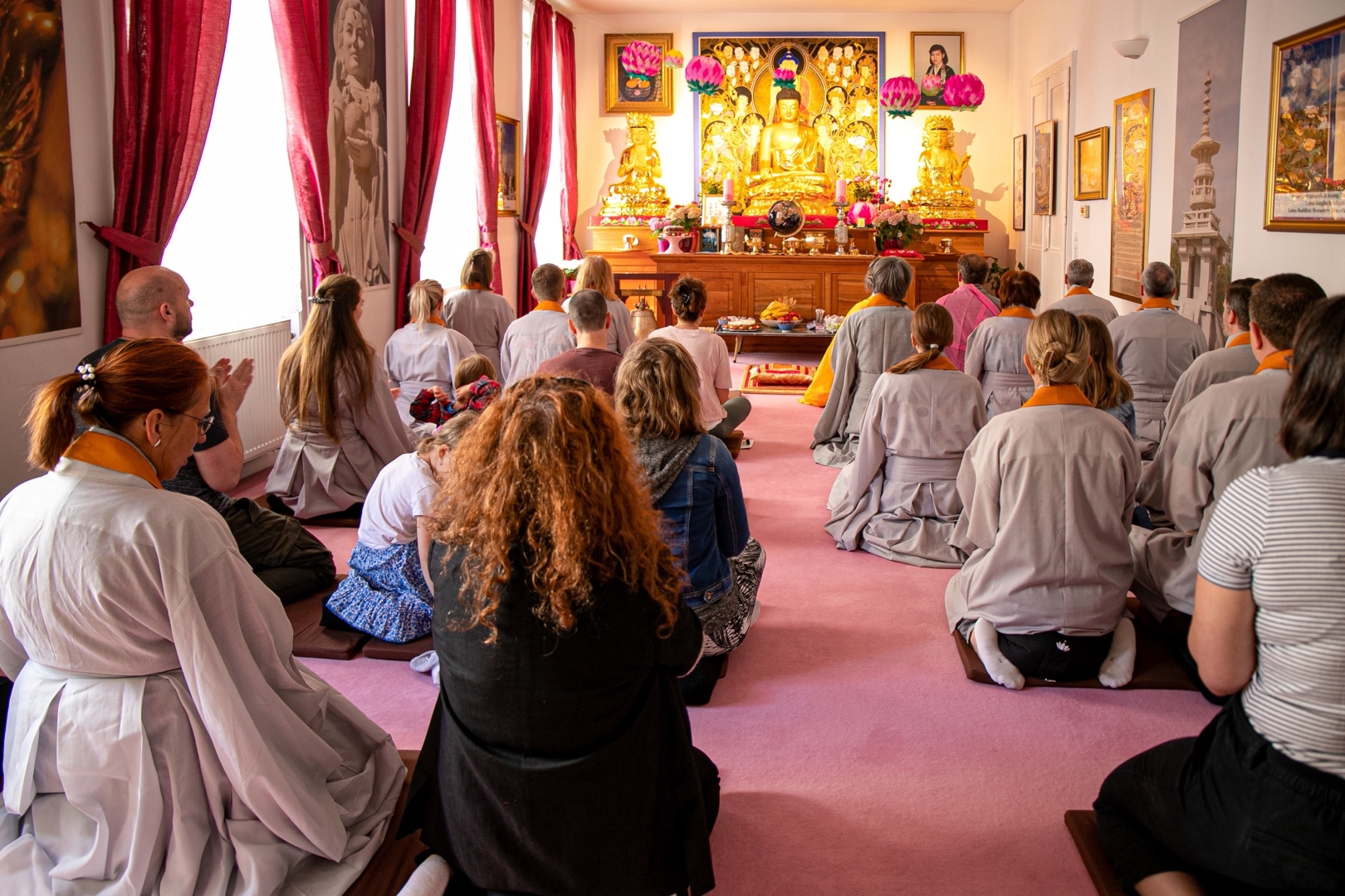 Yun Hwa Sangha  - Gruppe